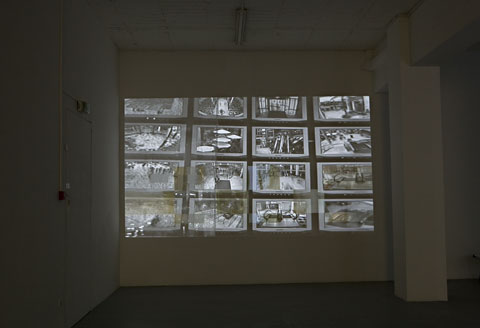 Detach — identical City, Bello BENISCHAUER